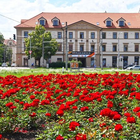 Residence Marianska Ческе-Будеёвице Экстерьер фото